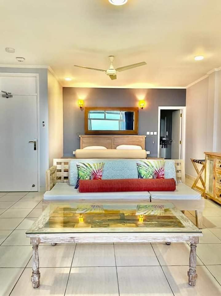 Beau Vallon Studios - Apartments Vacation Rentals Victoria Esterno foto